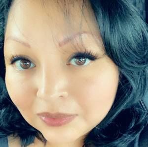 Meet your Posher, Lorena